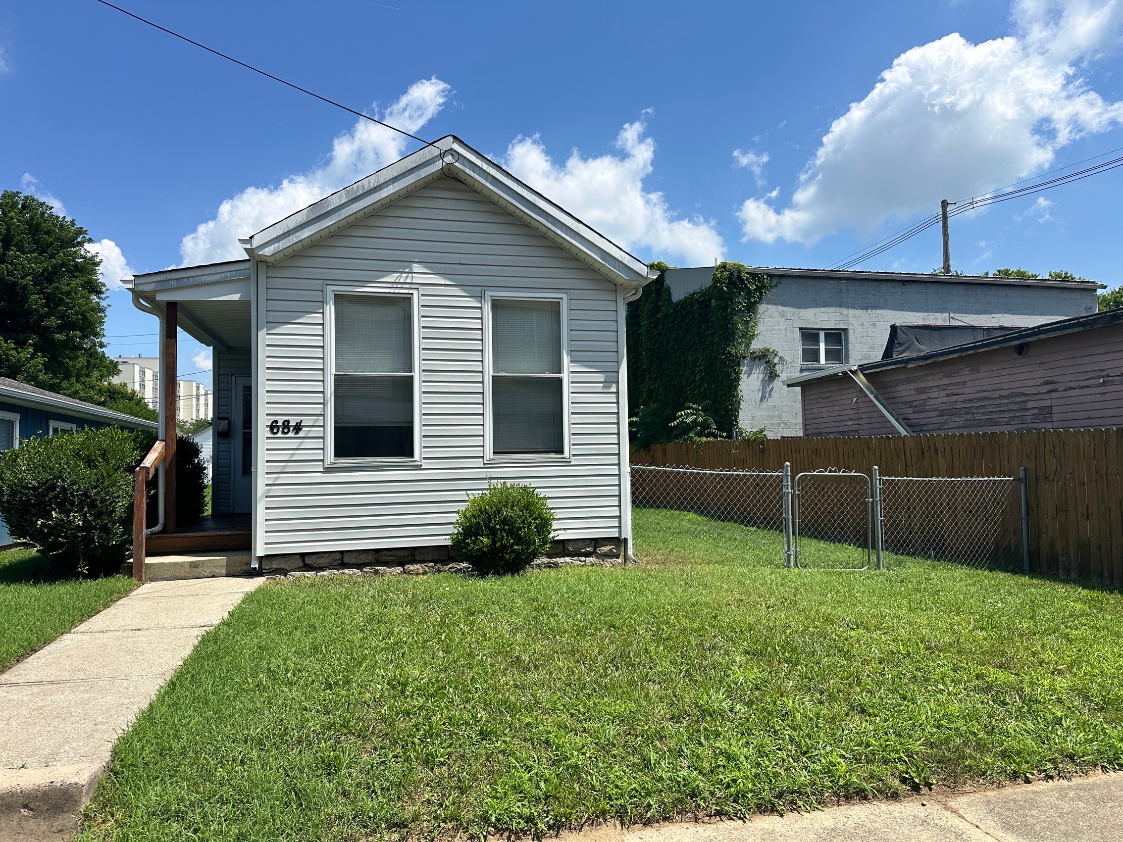 Property main image